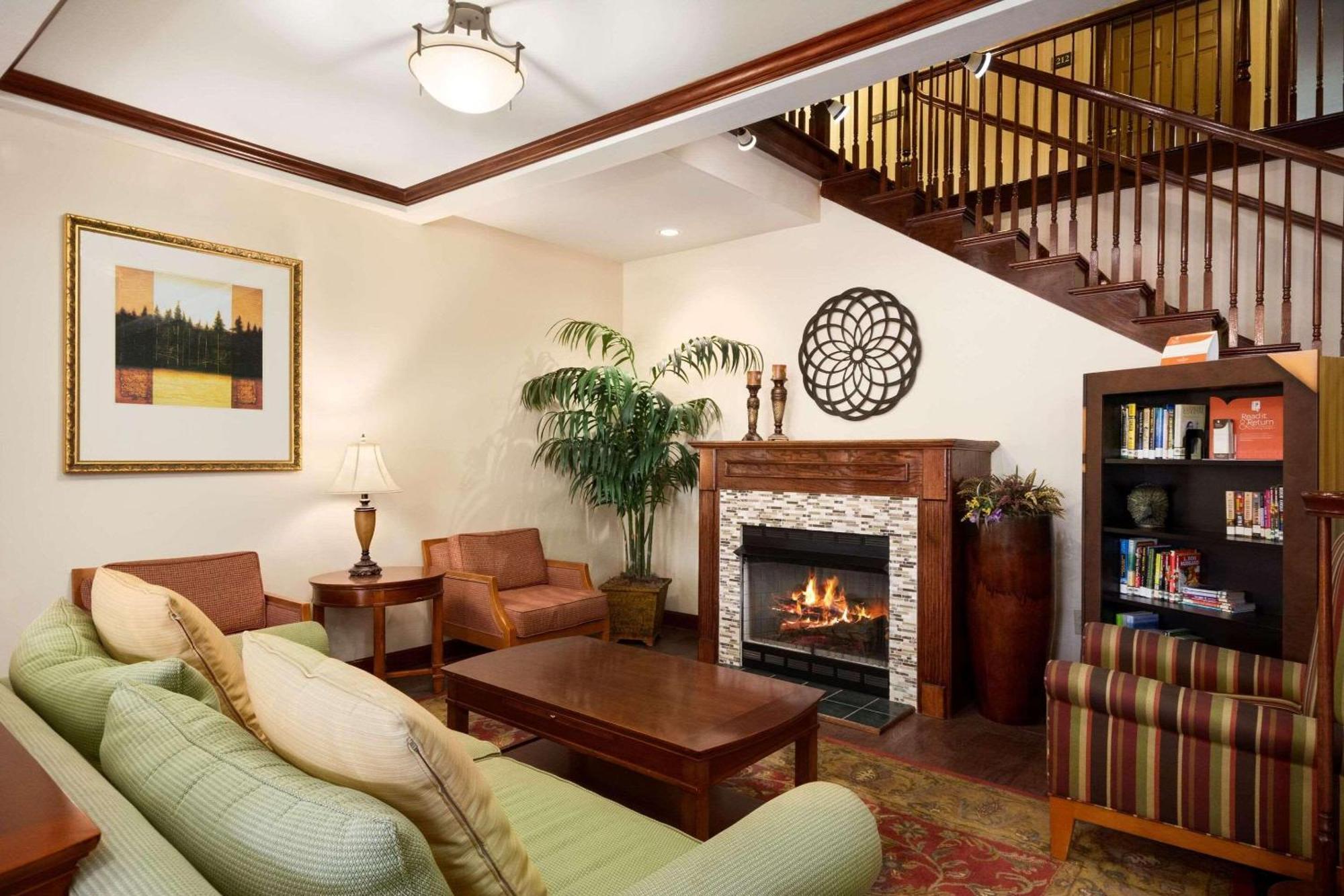 Country Inn & Suites By Radisson, Atlanta I-75 South, Ga Morrow Εξωτερικό φωτογραφία